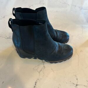 Sorel wedge booties